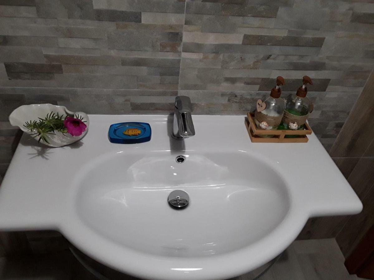 Bed and Breakfast A.C. Le Pavoncelle Assemini Exterior foto