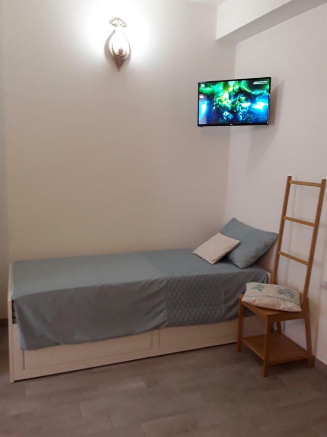 Bed and Breakfast A.C. Le Pavoncelle Assemini Exterior foto